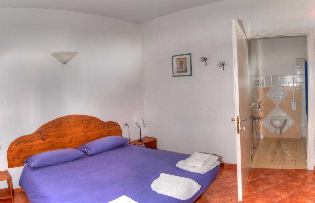 Agriturismo Ca' Di Trincia Pietra Ligure Rom bilde